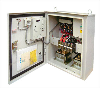 自動電圧制御装置MXVR